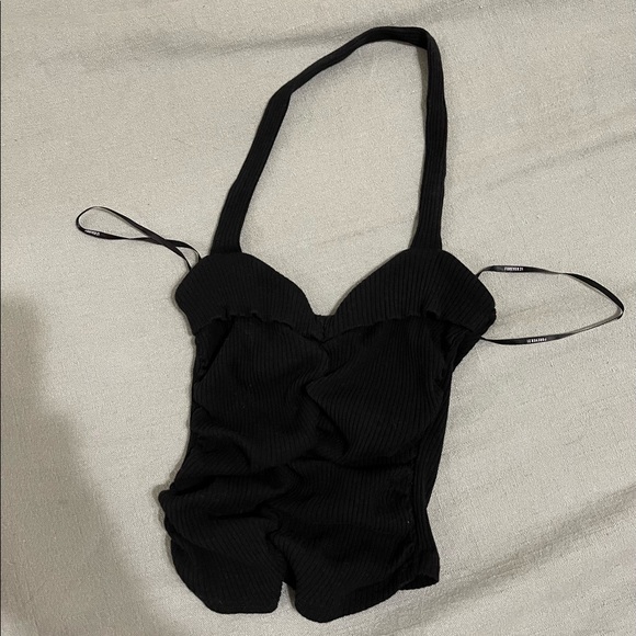 Black cropped halter top - Picture 1 of 2